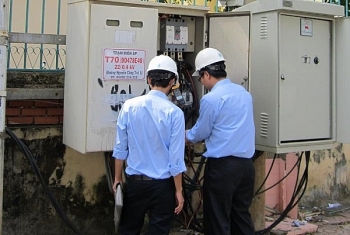 PC Đắk Lắk: Bù công suất phản kháng – giải pháp trong giảm tổn thất điện năng trên lưới điện