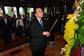 Lãnh đạo Đảng, Nhà nước dâng hương kỷ niệm 100 năm ngày sinh cố Chủ tịch nước Lê Đức Anh