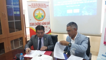 ACT - HCM chuyển giao công nghệ chống hàng giả cho doanh nghiệp