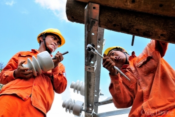 EVNSPC khuyến cáo khách hàng về sự cố và an toàn điện trong mùa mưa bão