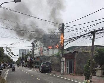 Ngành điện Nghệ An - Nhọc nhằn đưa 