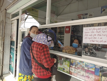 Nghệ An: Khẩu trang y tế rục rịch tăng giá khi dịch Covid-19 quay lại