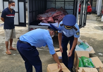 Nghệ An: Liên tiếp phát hiện thực phẩm không rõ nguồn gốc