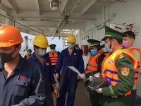 Không nhập cảnh và cách ly người trên tàu hàng từ Trung Quốc cập cảng ở Quảng Bình