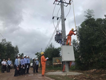 “Vùng lõm” Lạc Sanh đón nguồn điện quốc gia