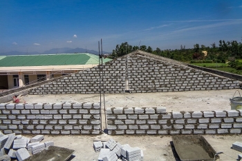 Hỗ trợ khắc phục hậu quả thiên tai cho trường học tại Quảng Ngãi