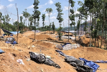 Quảng Nam: Sớm lựa chọn nhà thầu đóng cửa mỏ vàng Bồng Miêu