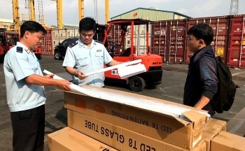 Hàng hóa buôn lậu hải quan bắt giữ trong tháng 1 gia tăng