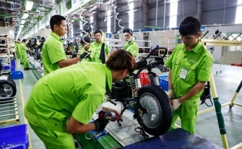 Doanh nghiệp khó khăn do Covid-19: Băn khoăn về chính sách hỗ trợ