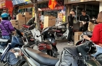 Khẩu trang, dung dịch rửa tay khô sát khuẩn 