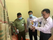 Bàn giao tiêu hủy gần 3 tấn thuốc bảo vệ thực vật nhập lậu từ Trung Quốc