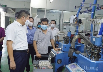 Hà Nội: Doanh nghiệp trong khu, cụm công nghiệp nỗ lực phòng dịch Covid-19, duy trì sản xuất