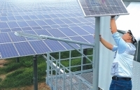 Nhiều tiềm năng phát triển điện mặt trời trên hồ chứa thủy lợi