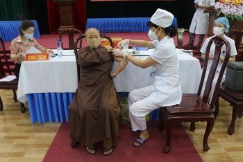 Vĩnh Phúc: Tiêm vắc-xin phòng Covid-19 cho chức sắc, chức việc các tôn giáo trên địa bàn