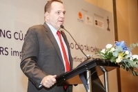 Hỗ trợ doanh nghiệp Việt áp dụng IFRS cho báo cáo tài chính