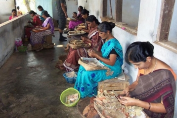 Cần có chính sách cho người lao động tại nhà