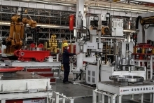 IMF: Omicron có thể làm xáo trộn nền kinh tế các nước đang phát triển