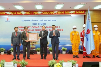 Petrovietnam vượt thách thức, tăng trưởng ngoạn mục