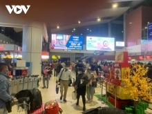 Hàng không bay đêm, tăng chuyến phục vụ người dân đi lại sau Tết