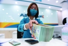 Sức nóng lãi suất bắt đầu lan tỏa