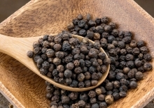 Trung Quốc tăng mua hạt tiêu từ Việt Nam