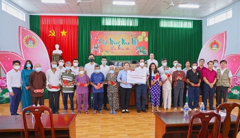 100 phần quà gửi tặng các cơ sở nhân đạo từ thiện Bà Rịa Vũng Tàu
