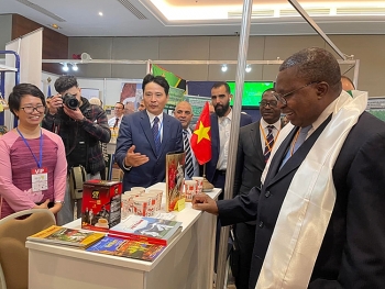 Quảng bá hàng hóa Việt Nam tại Diễn đàn Đầu tư - Thương mại châu Phi lần thứ 8