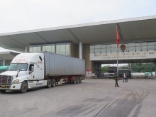 Xuất nhập khẩu nông sản qua cửa khẩu Lào Cai vẫn gặp khó