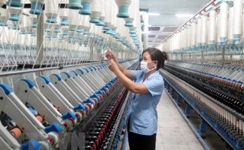 Đẩy mạnh việc sắp xếp, cổ phần hóa, thoái vốn, cơ cấu lại DN Nhà nước