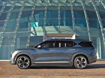 VinFast tham dự EVS35 – ra mắt VF 8 và VF 9 tại châu Âu