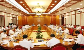 Bộ Chính trị ban hành quy định về kỷ luật đảng viên chạy chức, chạy quyền