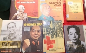 Trưng bày triển lãm kỷ niệm ngày sinh Đại tướng Võ Nguyên Giáp