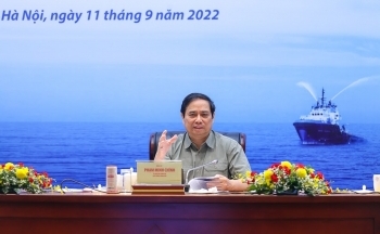 Thủ tướng: Tập đoàn Dầu khí Việt Nam không được để thiếu năng lượng, nhất là xăng dầu