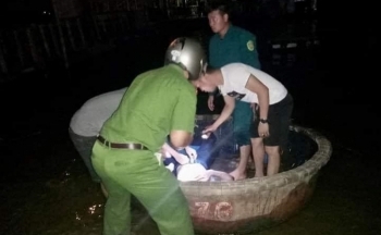 Công an xã kịp thời cứu nam thanh niên nhảy cầu trong đêm