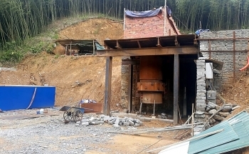Bắc Kạn: Thêm một xưởng tái chế phế liệu trái phép bị phát hiện