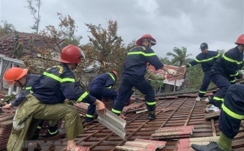 Thủ tướng yêu cầu tập trung khắc phục hậu quả bão số 4, chủ động ứng phó thiên tai