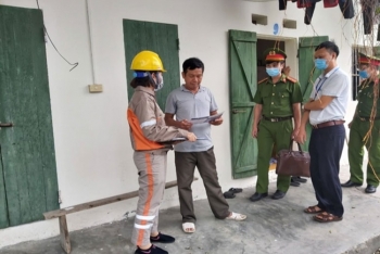 PC Hà Nam tuyên truyền bảo vệ hành lang an toàn lưới điện và sử dụng điện an toàn trong nhân dân