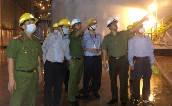 Giám đốc Công an Hà Tĩnh kiểm tra hiện trường vụ nổ ở Vũng Áng