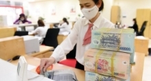 Lãi suất cho vay tăng vọt
