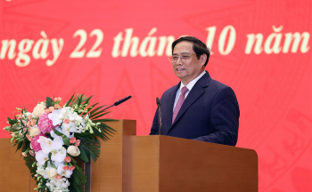 Thủ tướng Chính phủ Phạm Minh Chính trao quyết định bổ nhiệm Bộ trưởng Bộ Y tế và Giao thông vận tải
