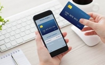 Từ 1/1/2022, người dân có thể mở thẻ ngân hàng bằng hình thức online