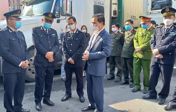 Quảng Ninh tạo điều kiện tốt nhất cho người và hàng hóa chờ thông quan tại Móng Cái