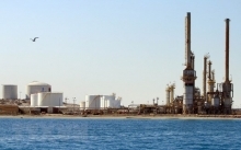 Giá dầu châu Á tăng - giảm ngược chiều phiên đầu tuần 27/12