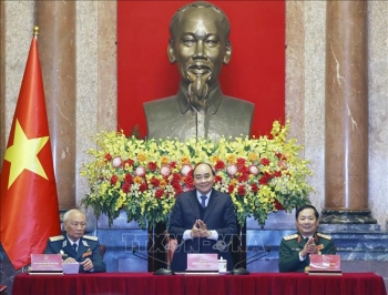Chủ tịch nước gặp mặt các cựu chiến binh Bộ đội Tên lửa Phòng không và Sư đoàn 361