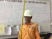 Vì dòng điện luôn tỏa sáng trên vùng sông nước Duyên Hải