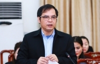 Bình tĩnh chờ tiếp sức