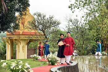 Tiếp tục tôn vinh âm nhạc và áo dài truyền thống Huế