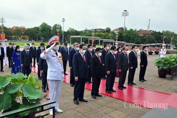 Lãnh đạo Đảng, Nhà nước vào Lăng viếng Chủ tịch Hồ Chí Minh