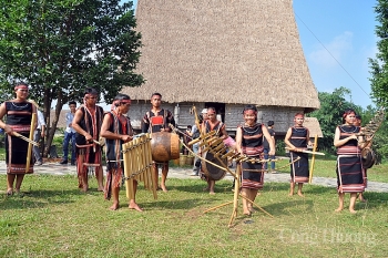 Giai điệu núi rừng tại Làng Văn hóa - Du lịch các dân tộc Việt Nam