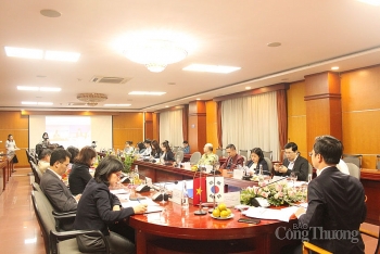 Việt Nam – Hàn Quốc: Đối thoại chính sách trực tuyến trong lĩnh vực phân phối và logistics